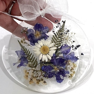 Wildflower Dried Pressed Flower Ornaments, Dried Flower Art, Boho Cottagecore Valentine Decor, Floral Ornament, Bridal Shower, Wedding Favor